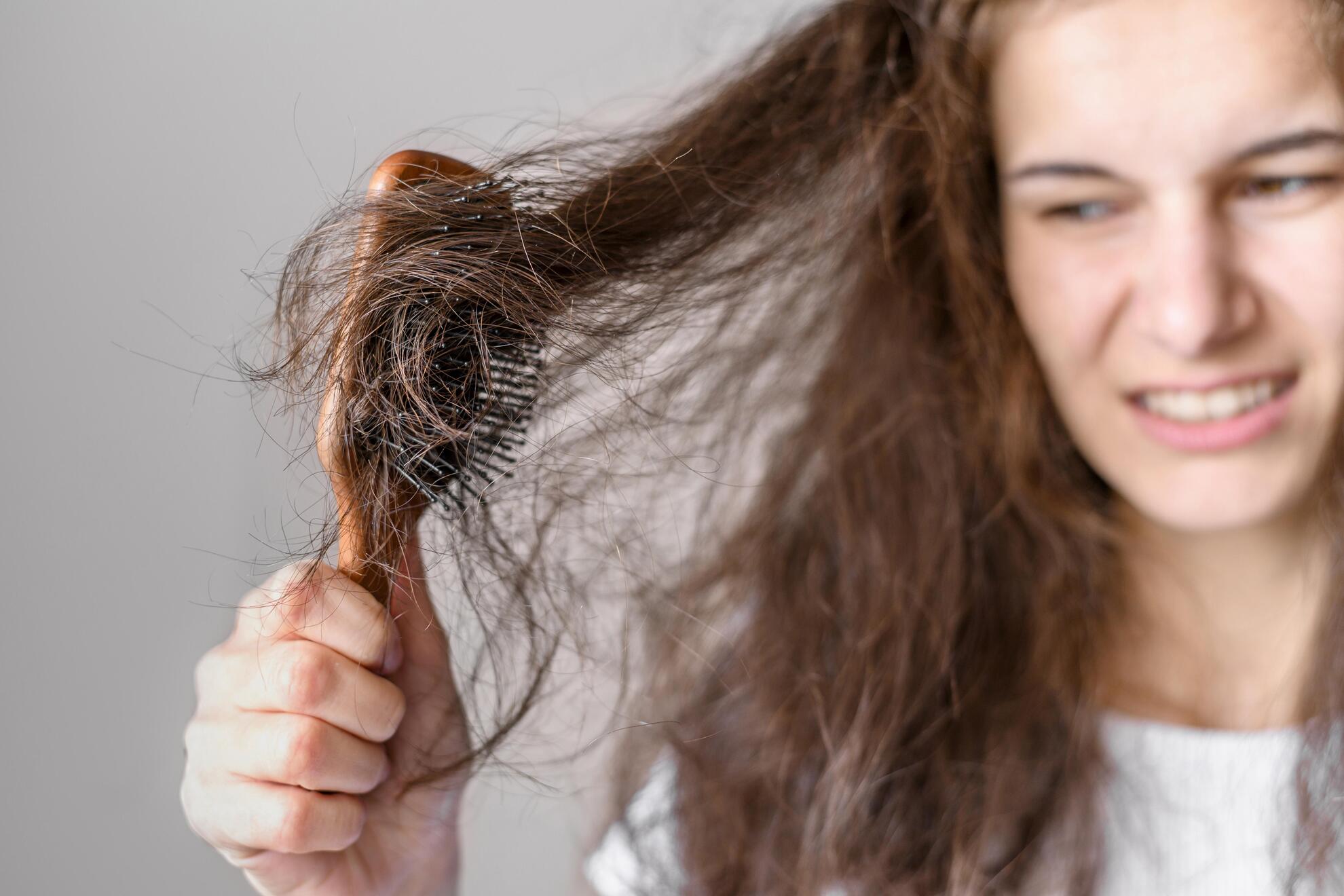 Diffuse Hair Thinning: Signs, Symptoms, and Treatment Options